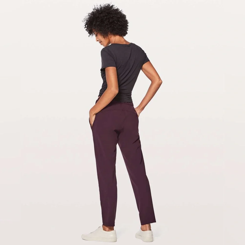 Lululemon On The Fly Pant (28") Black Cherry Red Women’s Size 6 - Picture 2 of 8